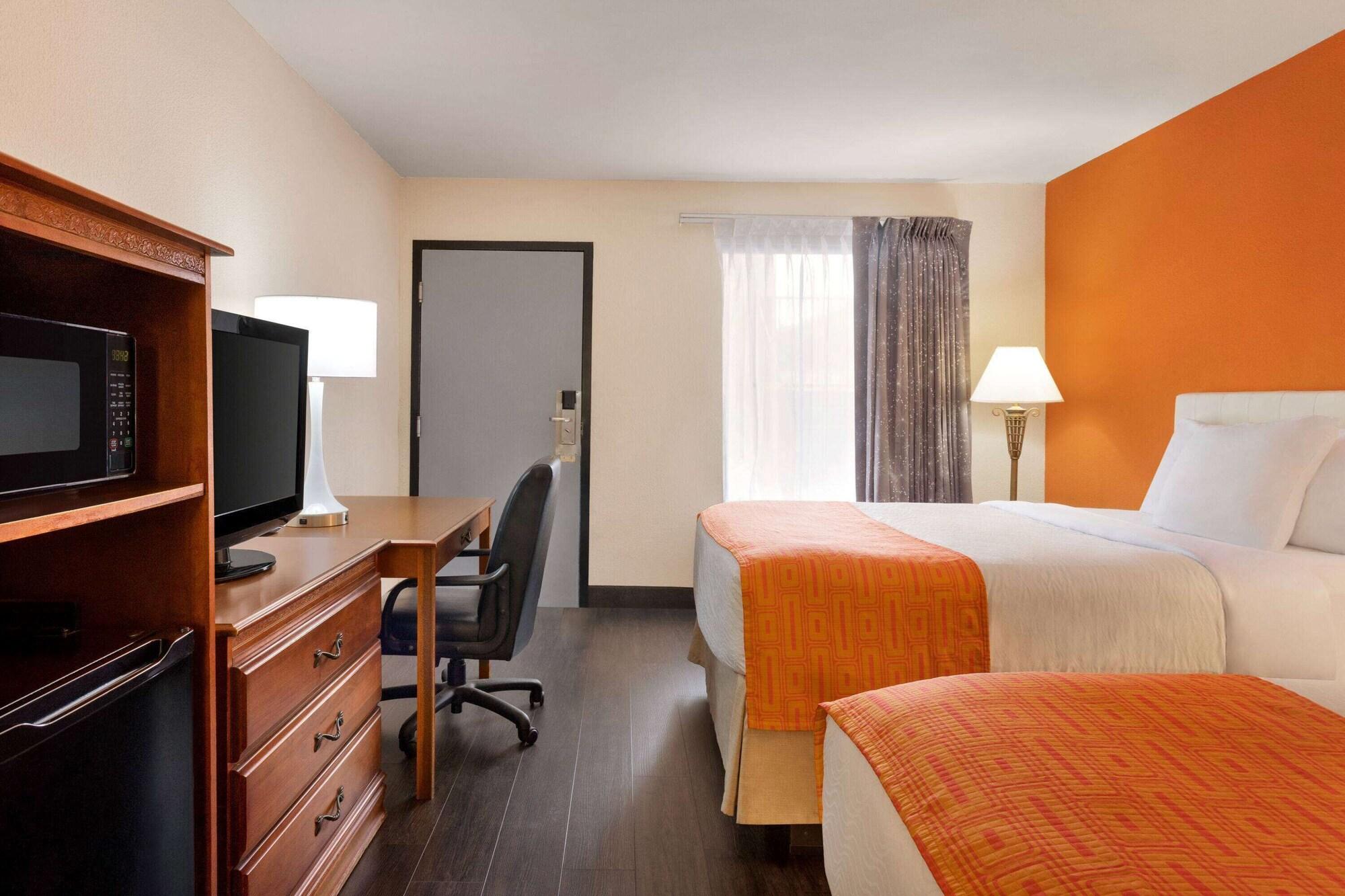 Howard Johnson By Wyndham Chattanooga Lookout Mountain I-24 Esterno foto