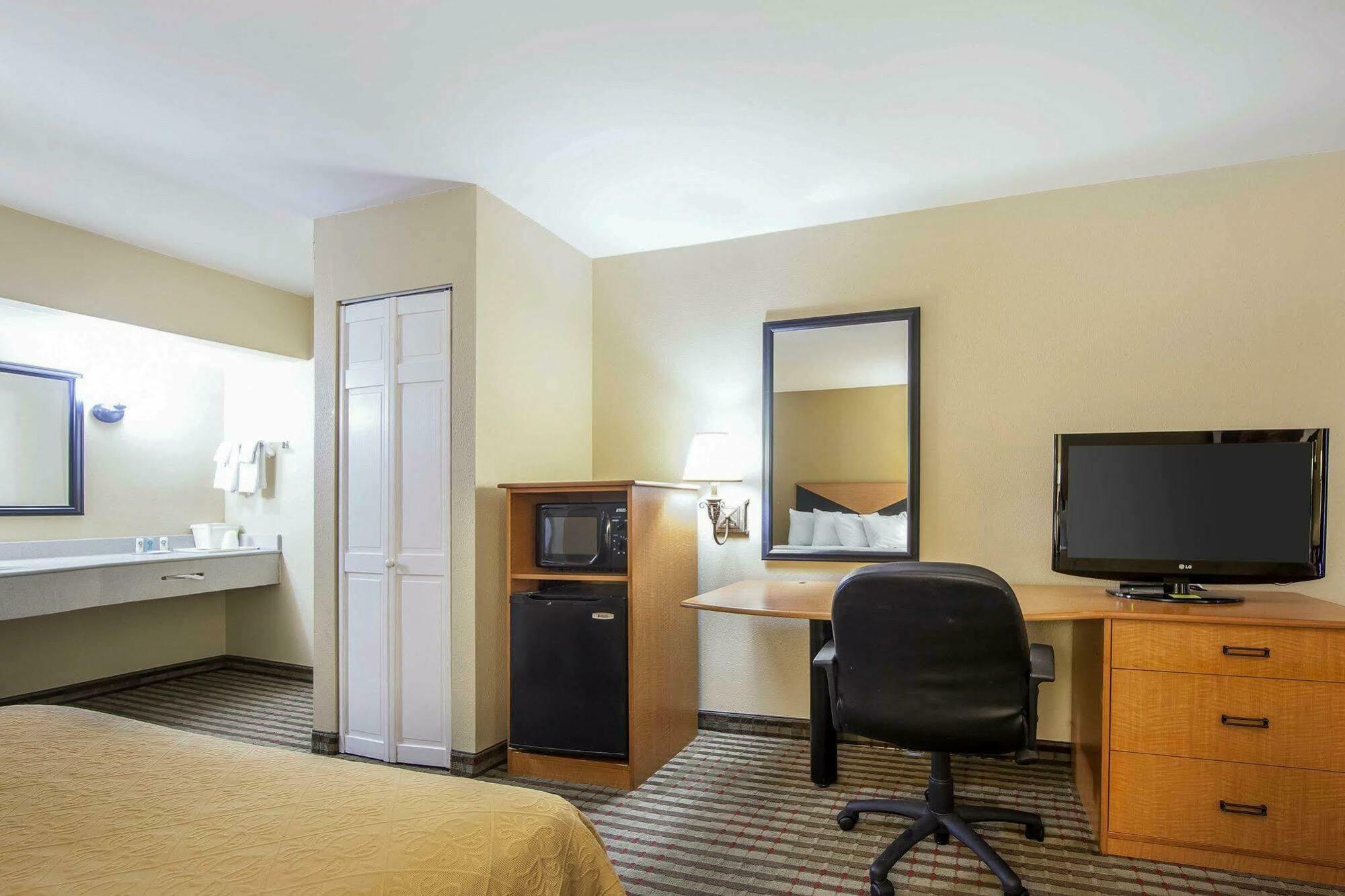 Howard Johnson By Wyndham Chattanooga Lookout Mountain I-24 Esterno foto